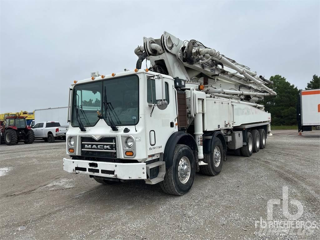 Mack MRU613 Concrete trucks