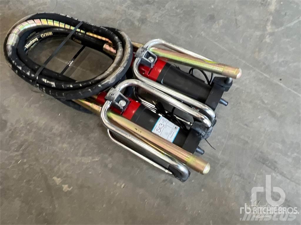 Mustang CV3500 Vibrator compactors