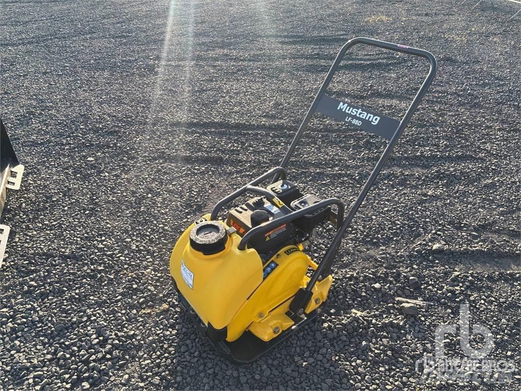 Mustang LF88D Vibrator compactors