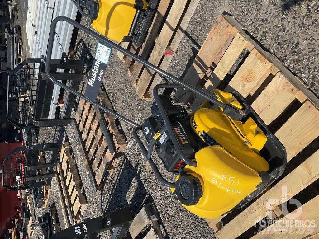 Mustang LF88D Vibrator compactors