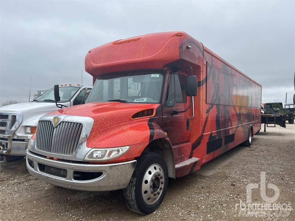 Navistar PC505 Intercity bus