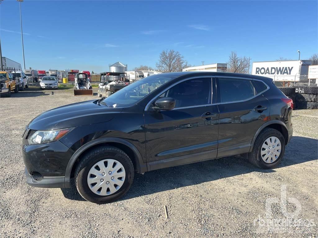 Nissan ROGUE Ldv/dropside