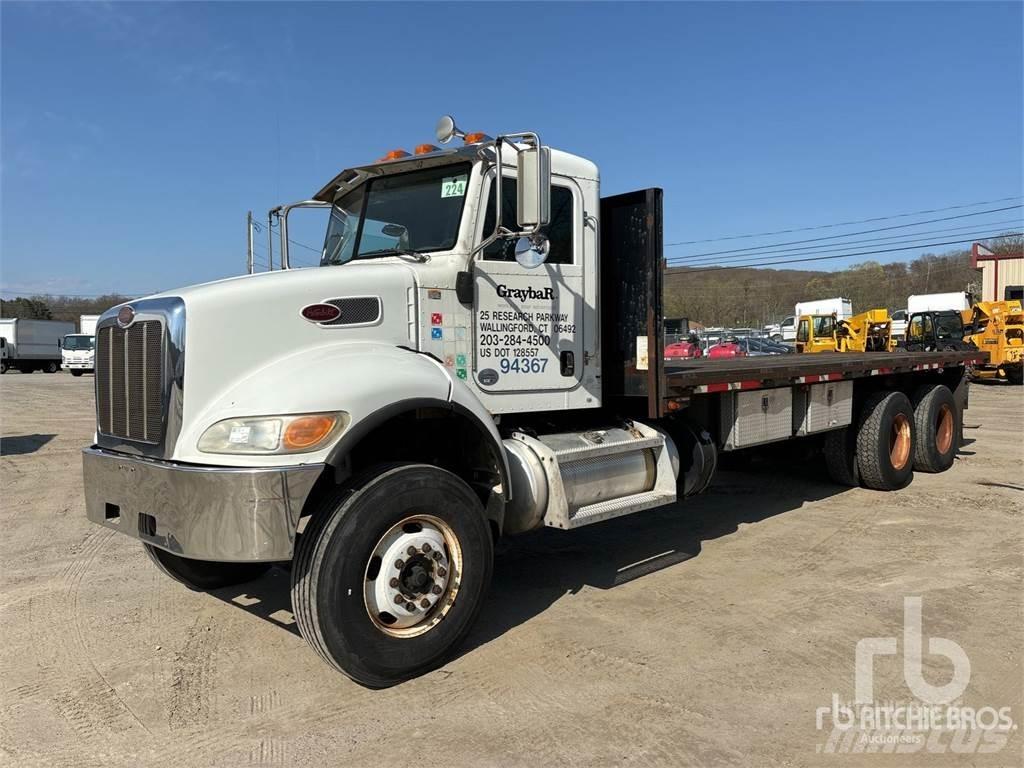 Peterbilt 382 Flatbed/Dropside trucks