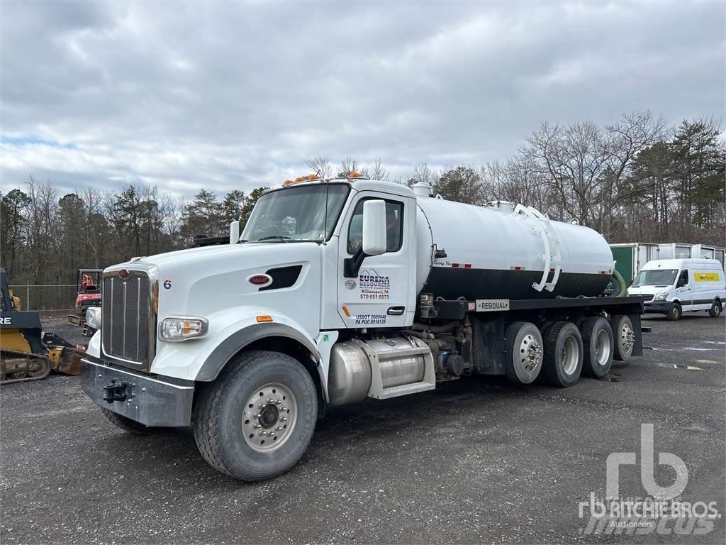 Peterbilt 567 Sewage disposal Trucks