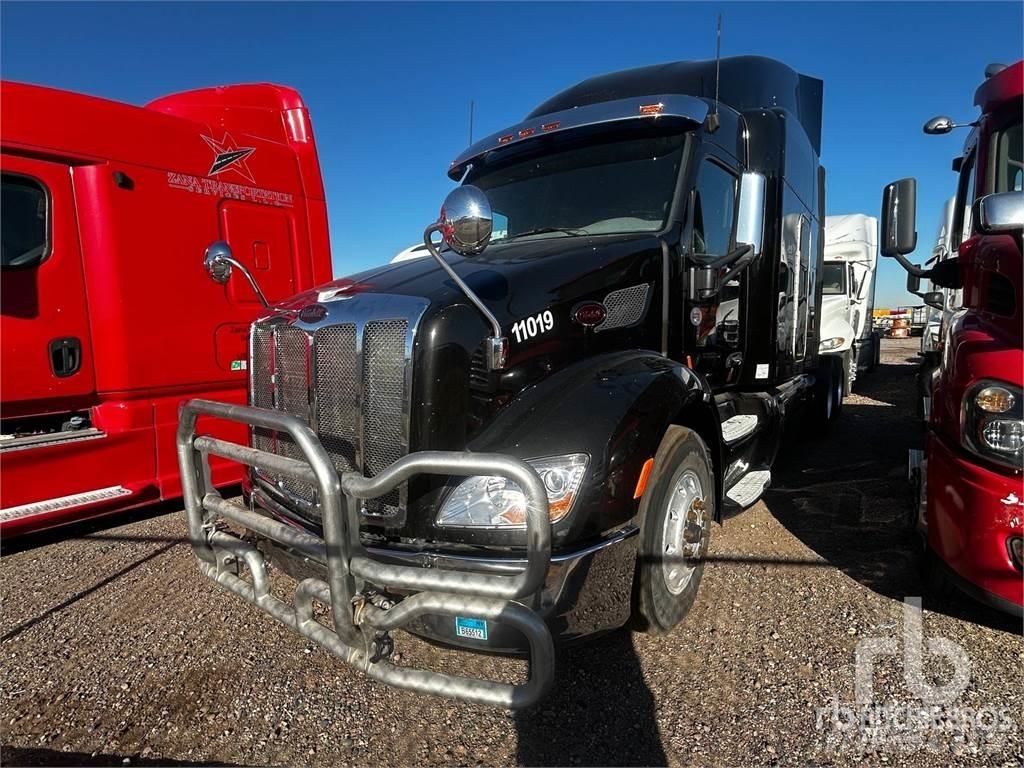 Peterbilt 579 Truck Tractor Units