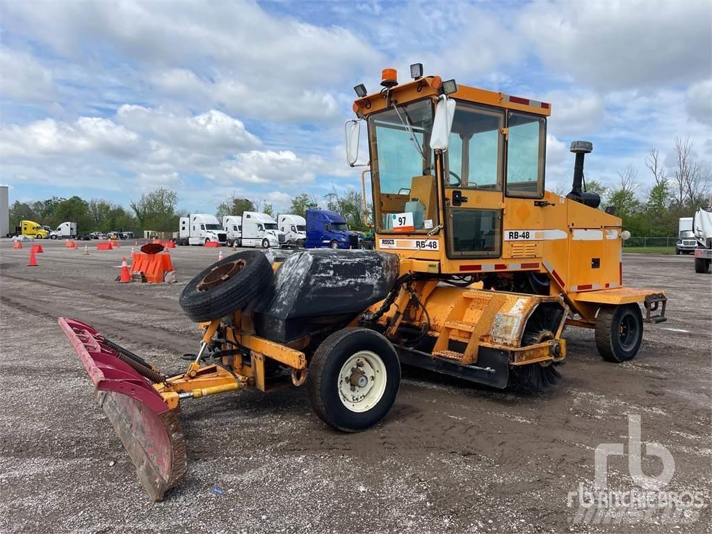 Rosco 4850 Indoor sweepers