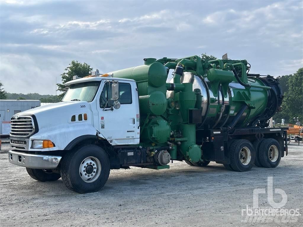 Sterling LT9500 Sewage disposal Trucks