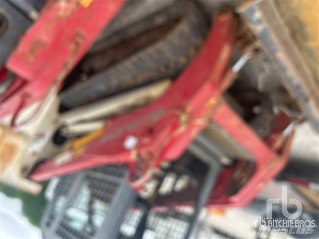 Takeuchi TL10 Skid steer loaders