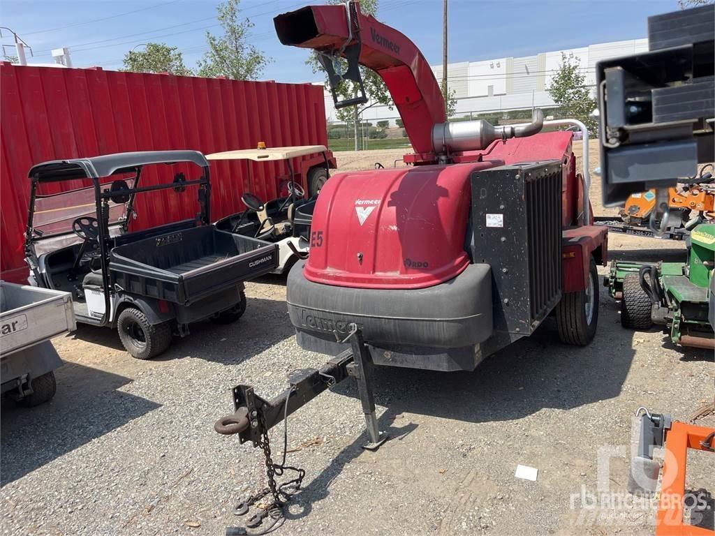 Vermeer BC1500 Wood chippers