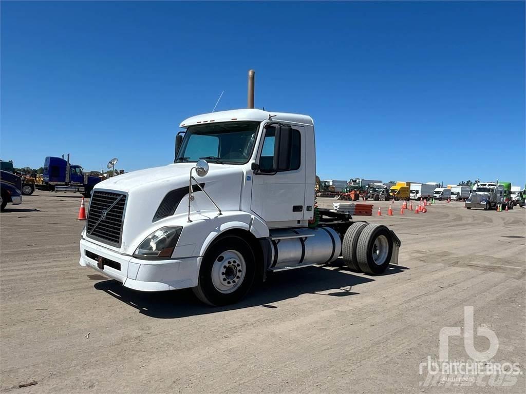 Volvo VNL300 Truck Tractor Units