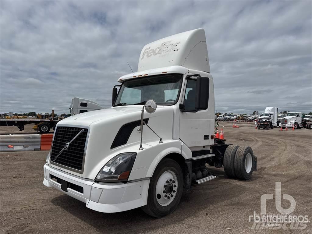 Volvo VNL300 Truck Tractor Units