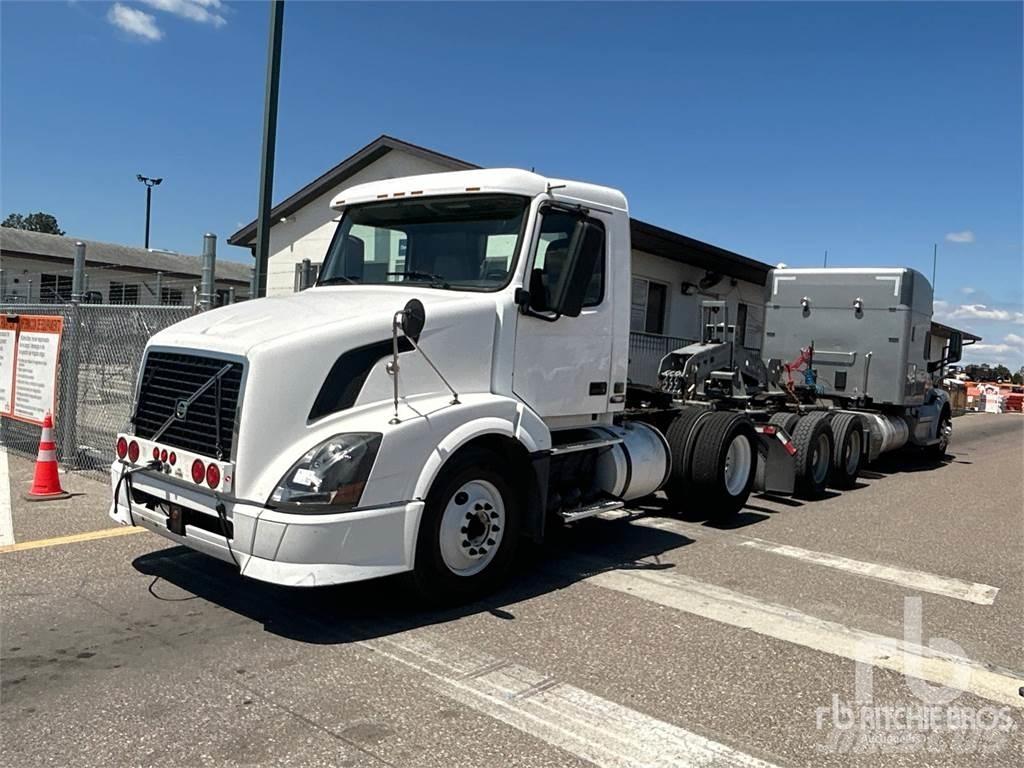 Volvo VNL300 Truck Tractor Units