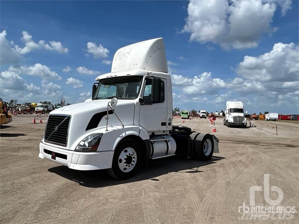 Volvo VNL300 Truck Tractor Units