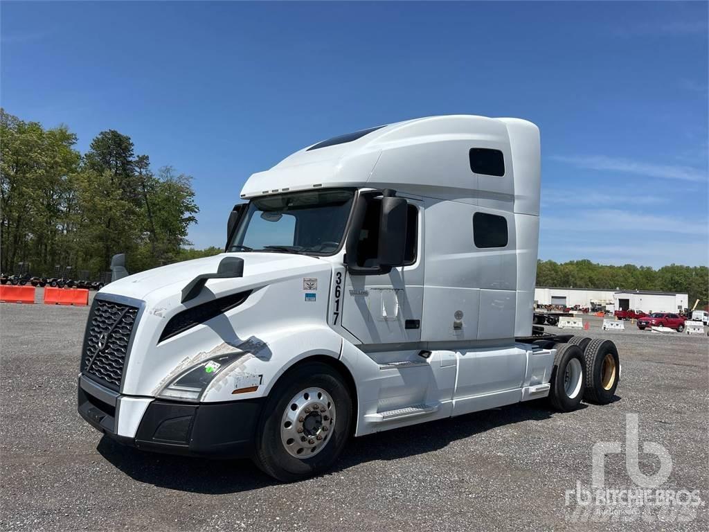 Volvo VNL300 Truck Tractor Units