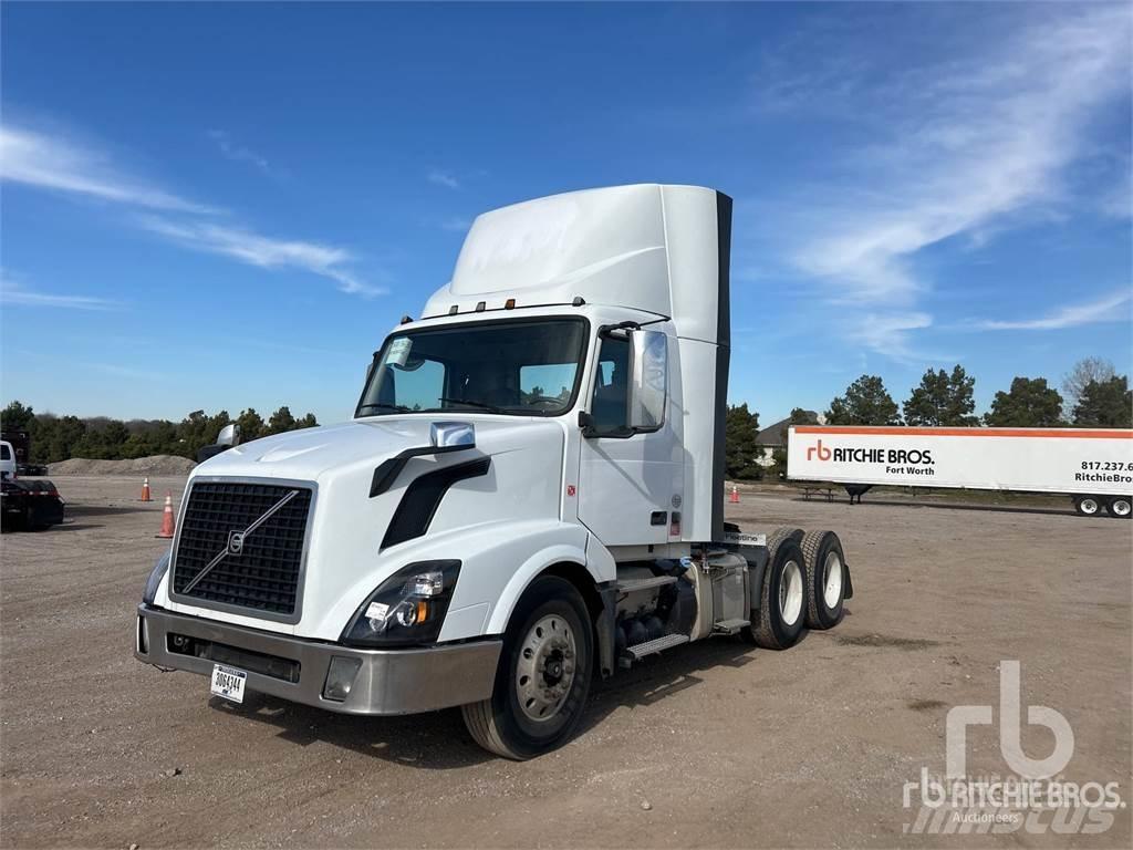 Volvo VNL300 Truck Tractor Units