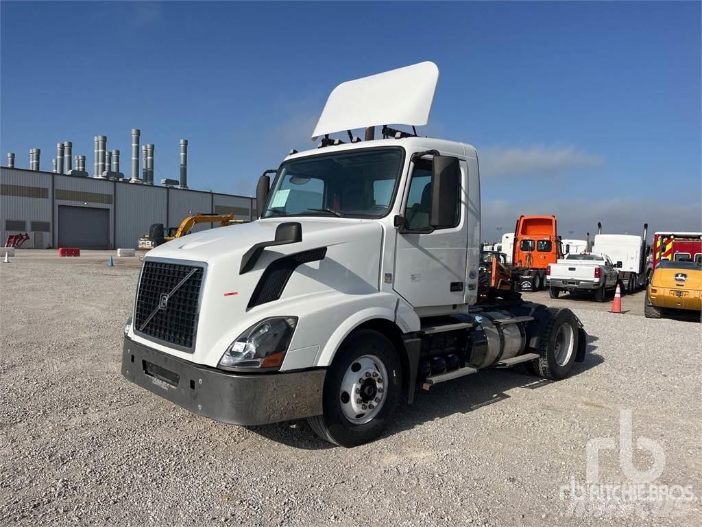 Volvo VNL300 Truck Tractor Units