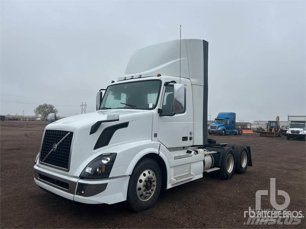 Volvo VNL64 Truck Tractor Units