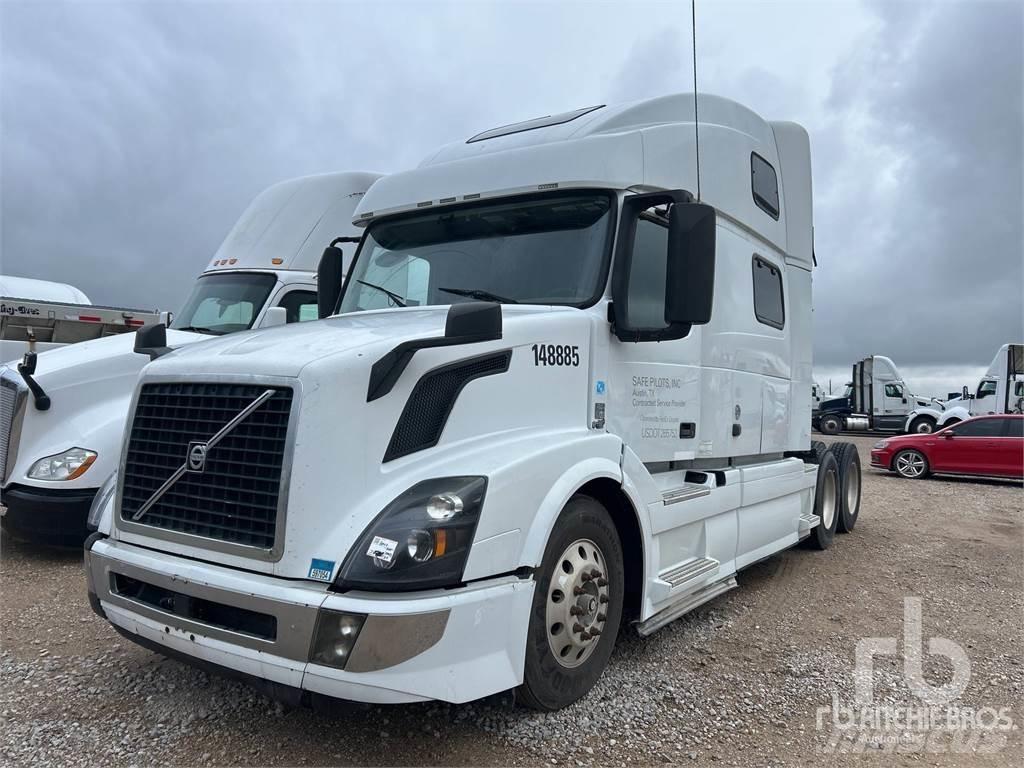Volvo VNL670 Truck Tractor Units