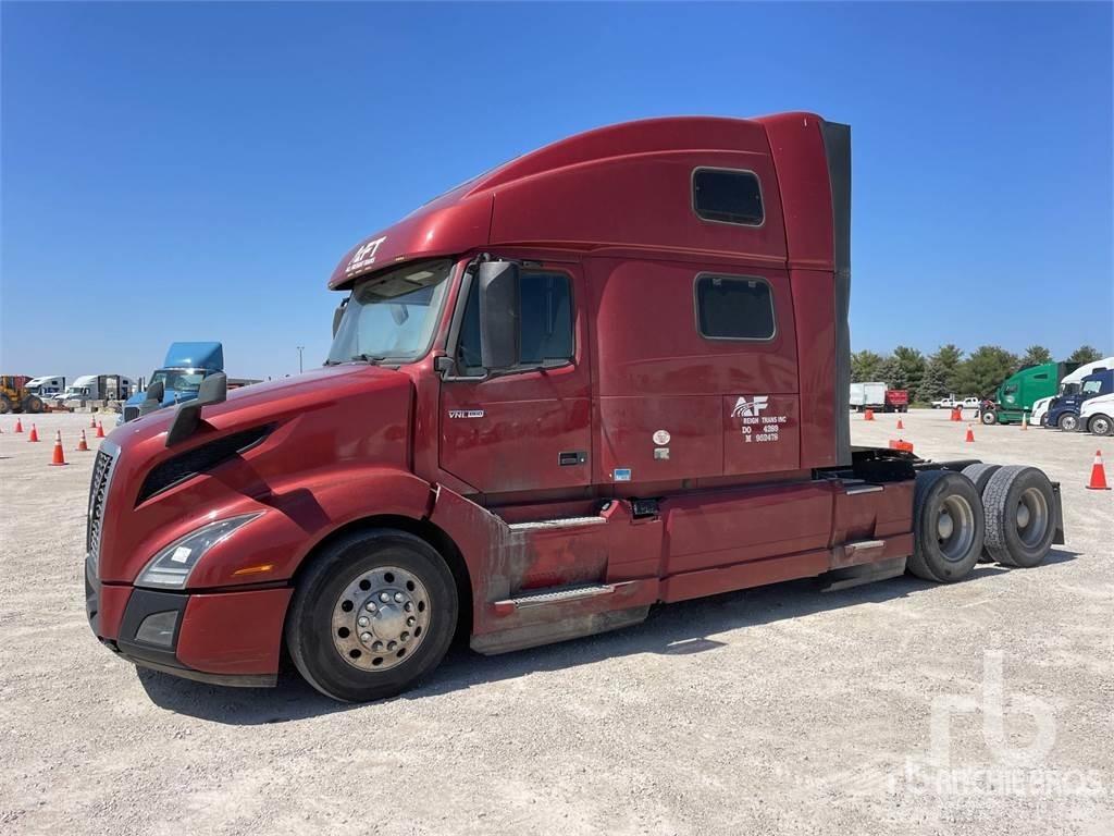 Volvo VNL860 Truck Tractor Units