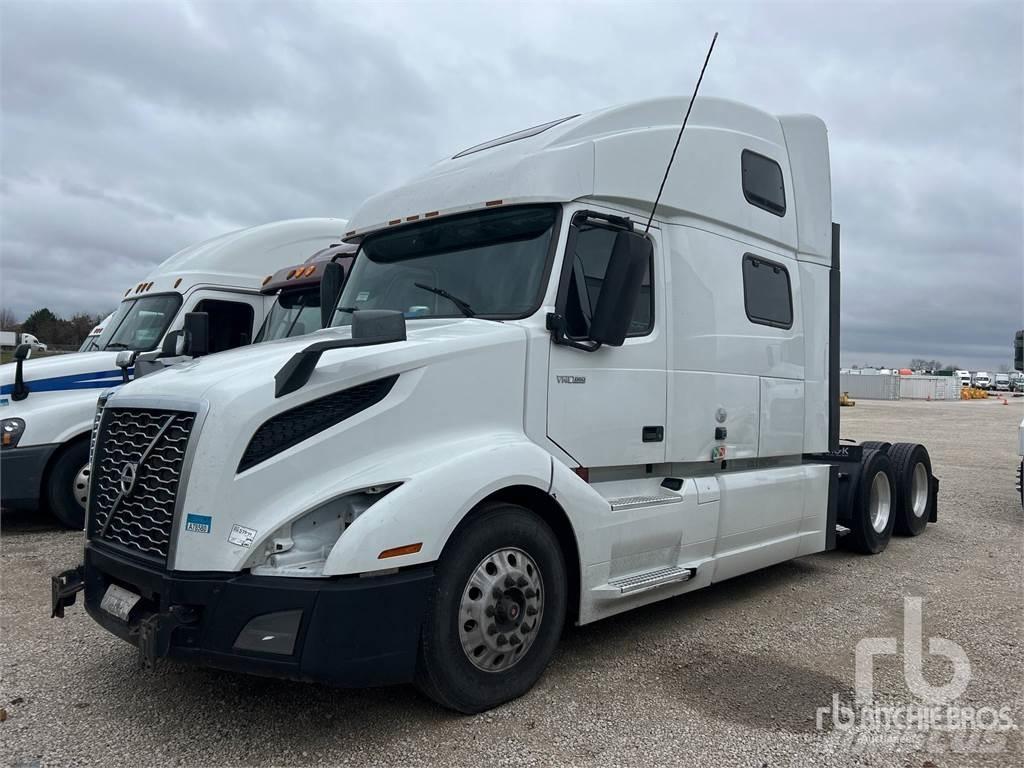 Volvo VNL860 Truck Tractor Units