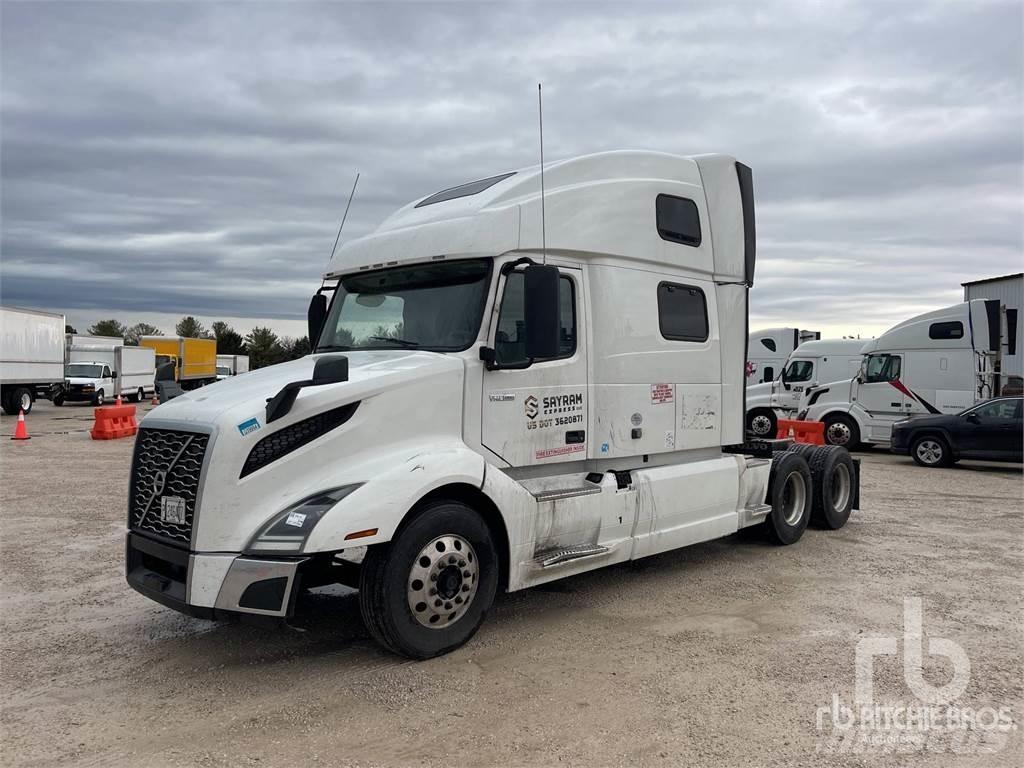 Volvo VNL860 Truck Tractor Units