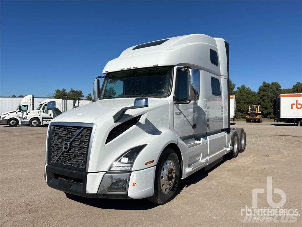 Volvo VNL860 Truck Tractor Units