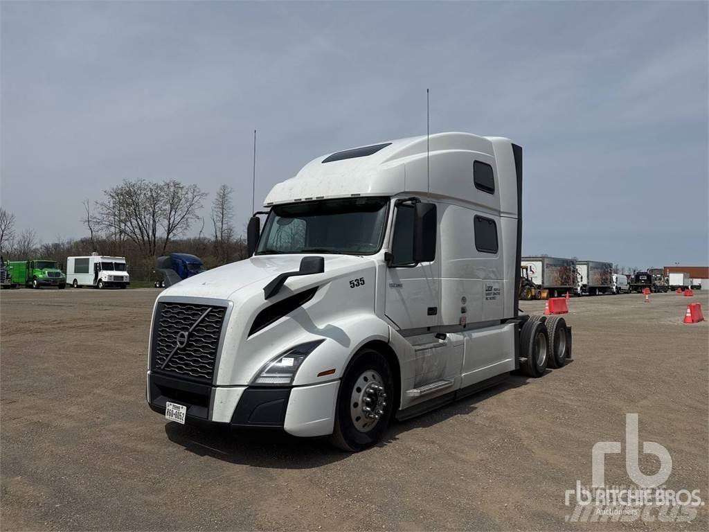 Volvo VNL860 Truck Tractor Units
