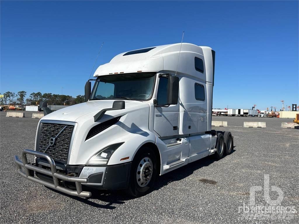 Volvo VNL860 Truck Tractor Units