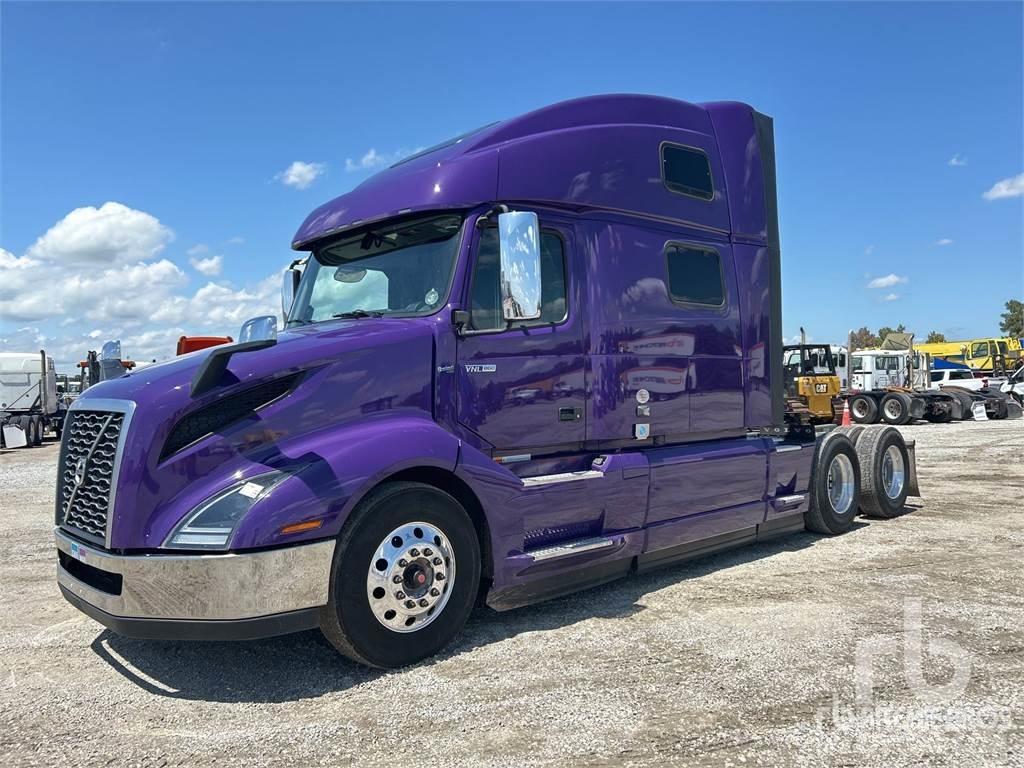 Volvo VNL860 Truck Tractor Units
