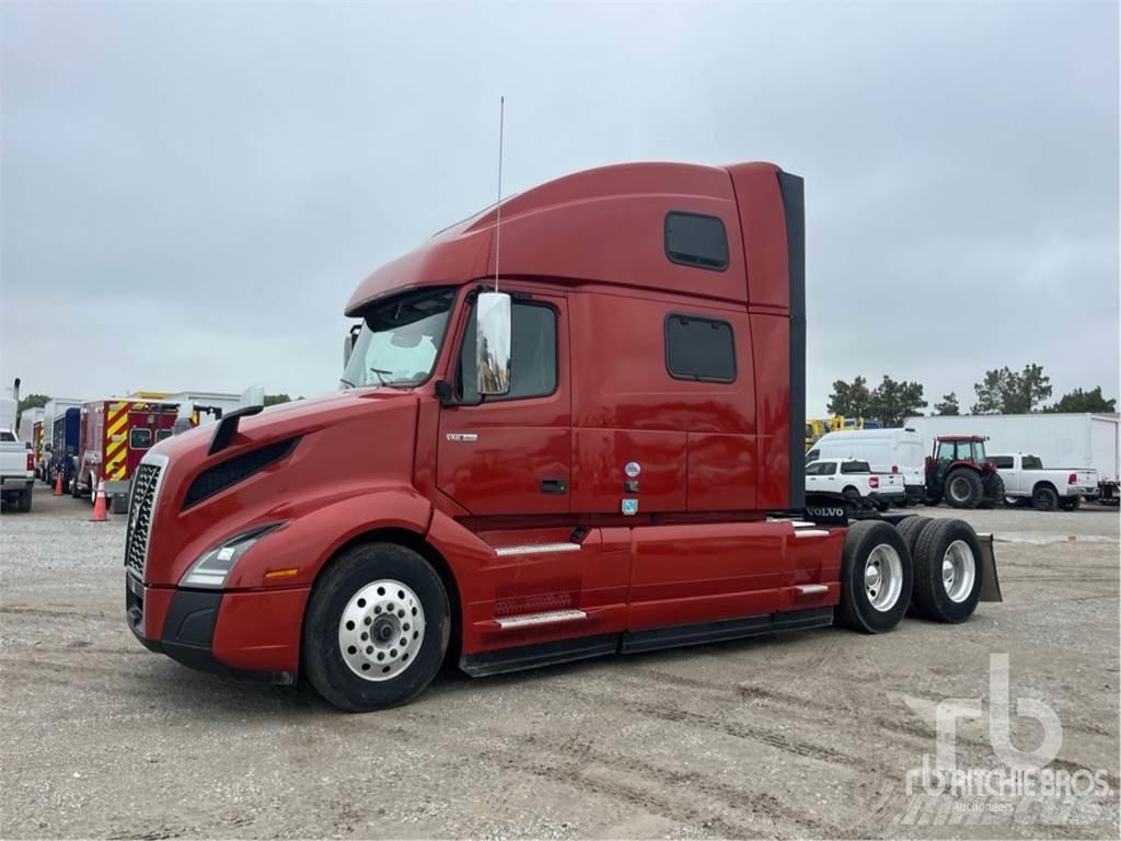 Volvo VNL860 Truck Tractor Units