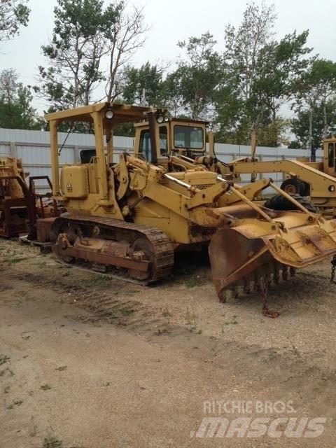CAT 941B Crawler FEL's