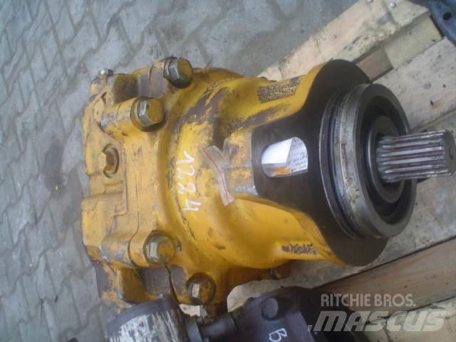 Komatsu 81D-021 7YY24 Engines