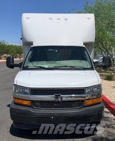 GMC Savana 4500 Van Body Trucks