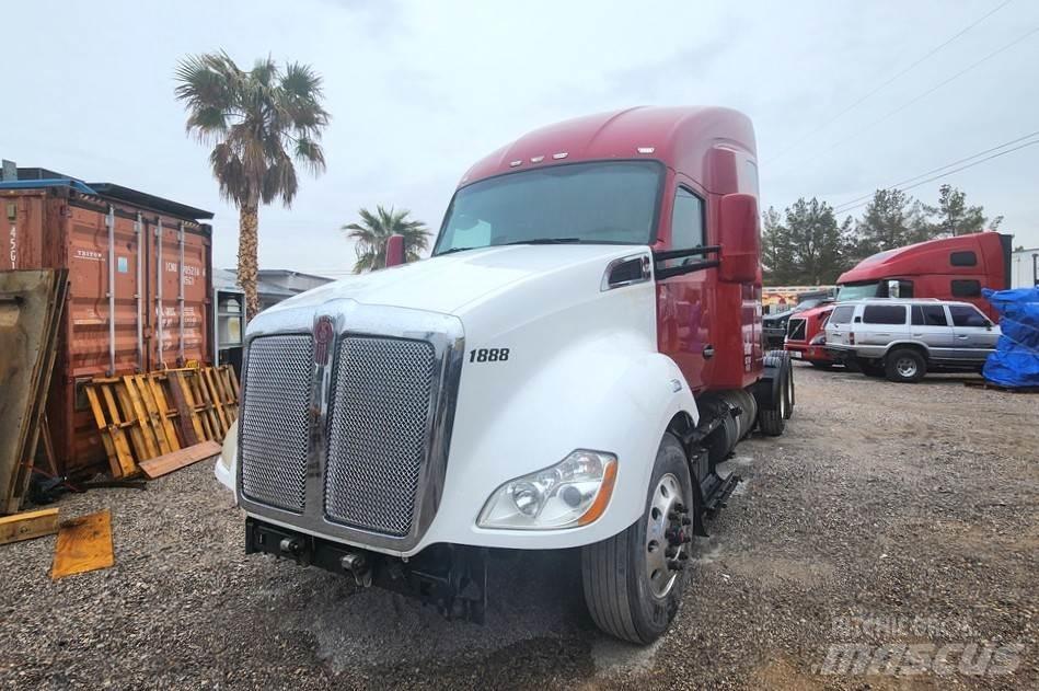 Kenworth T680 Truck Tractor Units