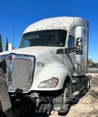 Kenworth T680 Truck Tractor Units