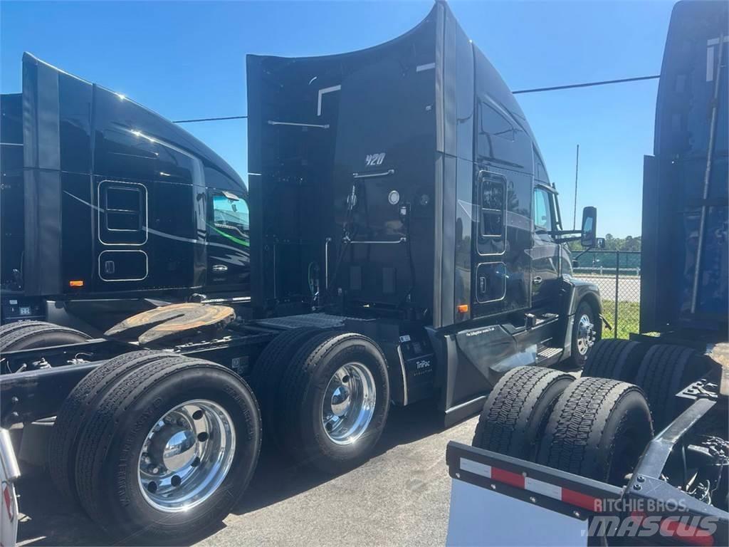 Kenworth T680 Truck Tractor Units