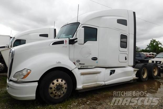 Kenworth T680 Truck Tractor Units