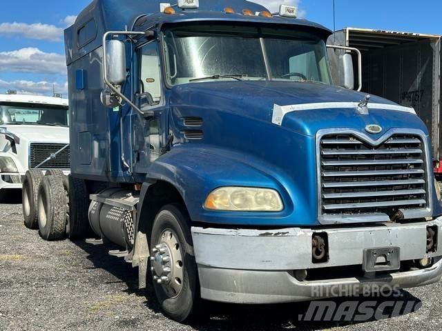 Mack CXN613 Truck Tractor Units