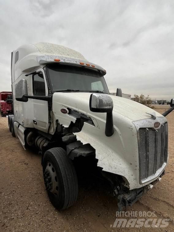 Peterbilt 579 Truck Tractor Units