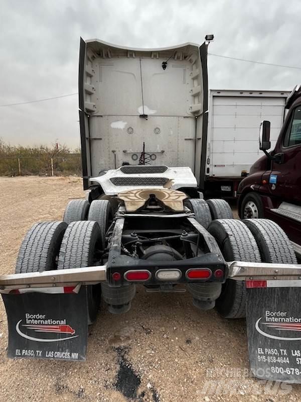 Peterbilt 579 Truck Tractor Units
