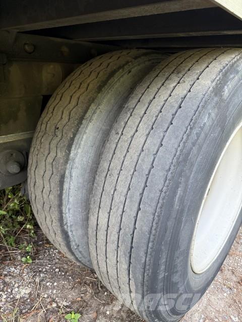 Utility VS2DX Van Body Trailers