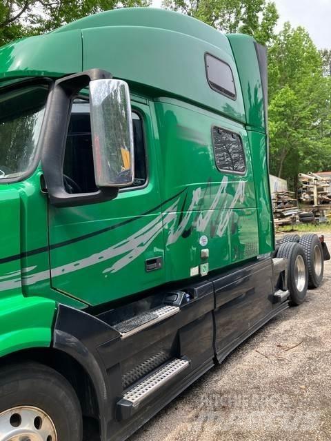 Volvo T780 Truck Tractor Units