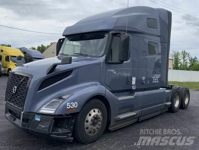 Volvo VNL760 Truck Tractor Units