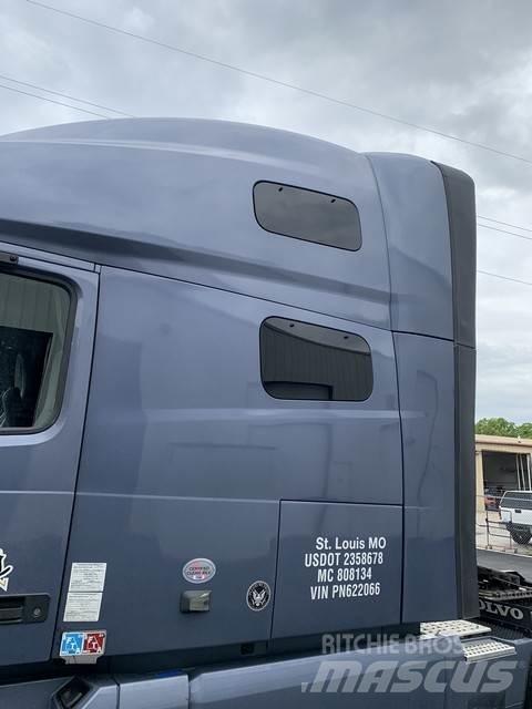 Volvo VNL760 Truck Tractor Units