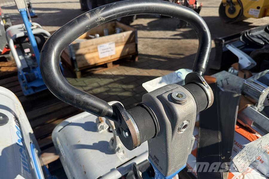 Weber CR 3-II Vibrator compactors