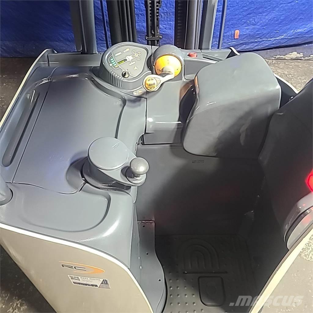 Crown RC5530-30 Electric forklift trucks