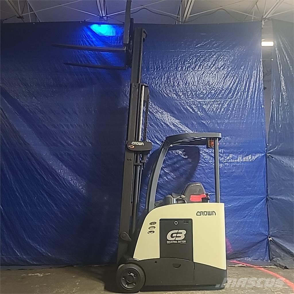 Crown RC5530-30 Electric forklift trucks