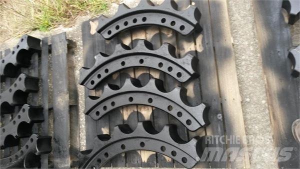 CAT 1366968 Tracks, chains and undercarriage