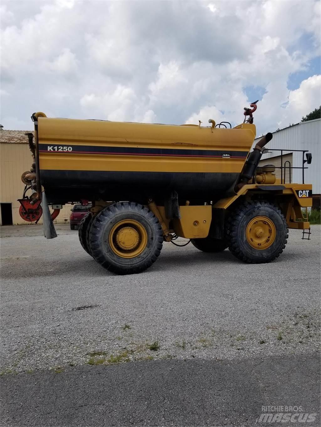 CAT 773B Water tankers