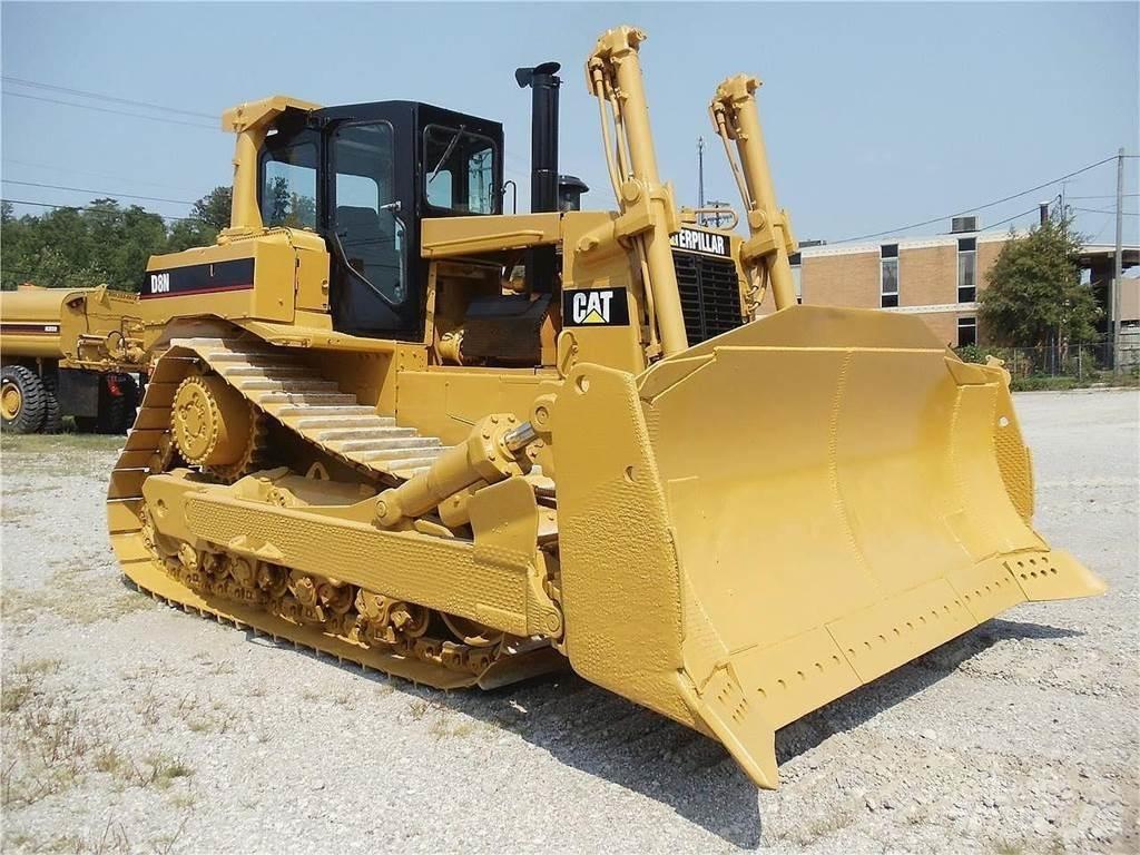 CAT D8N Crawler dozers
